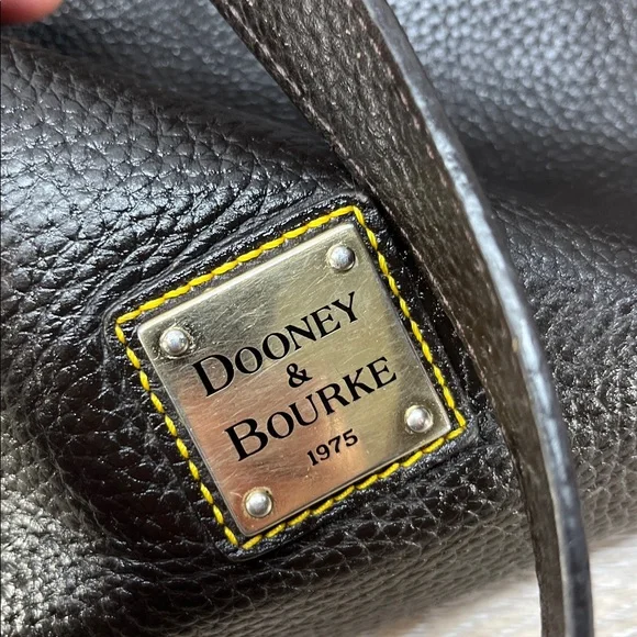 Dooney & Bourke brown leather large brown tote bag - Picture 6 of 15